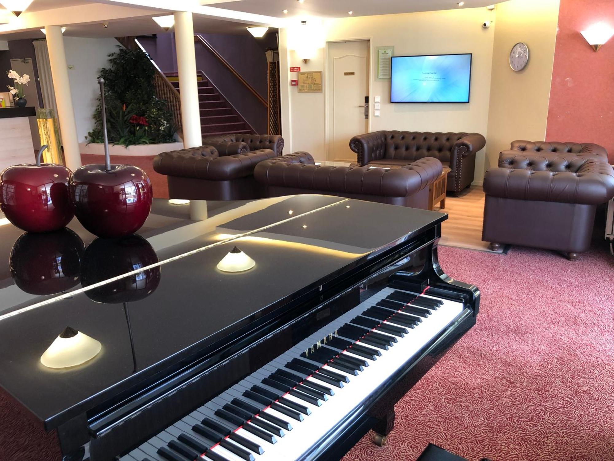 Hotel Altina Pacy-sur-Eure Zewnętrze zdjęcie