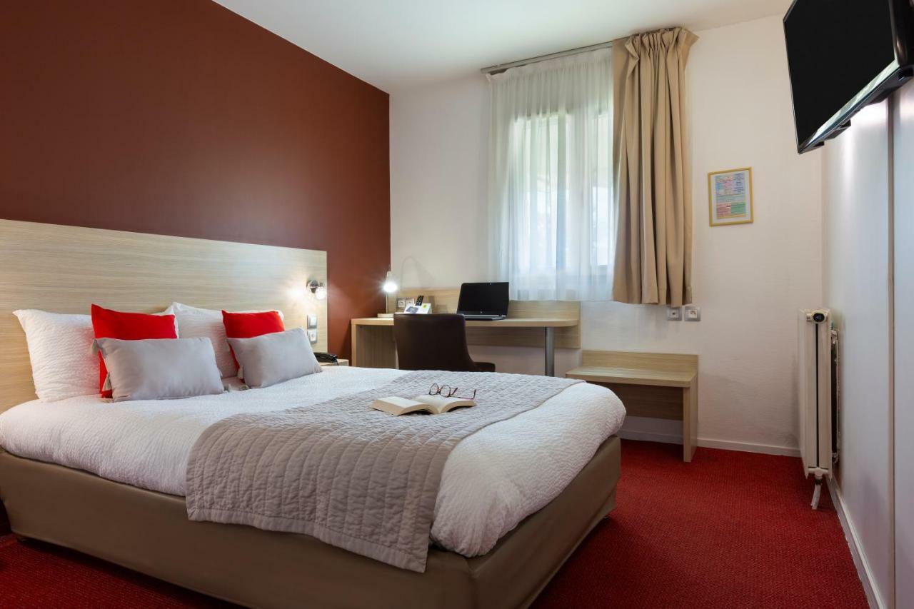 Hotel Altina Pacy-sur-Eure Zewnętrze zdjęcie