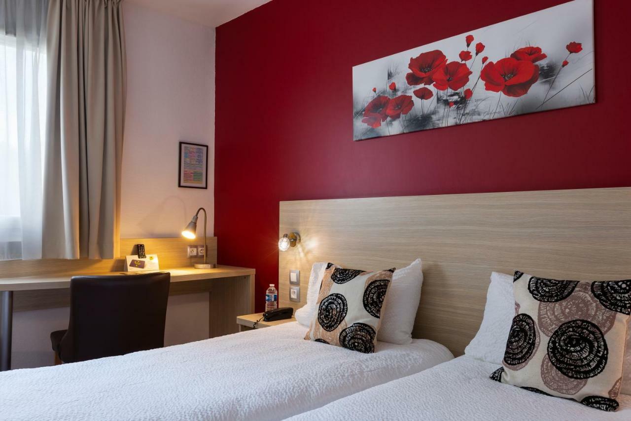 Hotel Altina Pacy-sur-Eure Zewnętrze zdjęcie