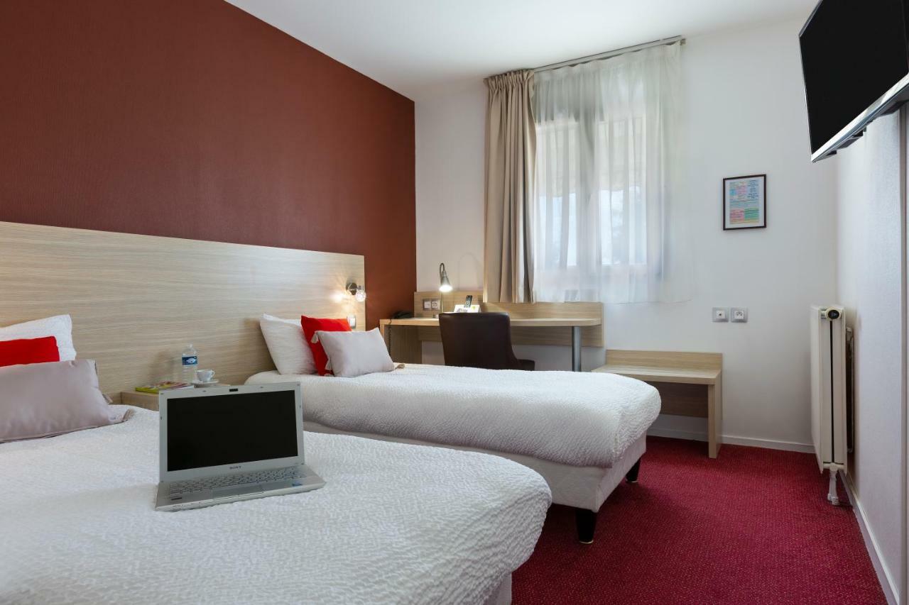 Hotel Altina Pacy-sur-Eure Zewnętrze zdjęcie