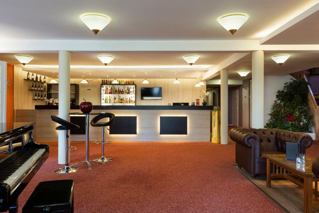 Hotel Altina Pacy-sur-Eure Zewnętrze zdjęcie